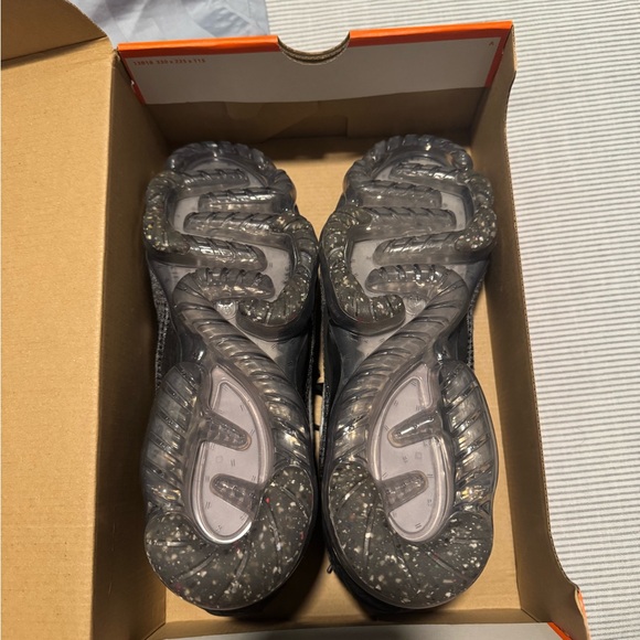 Nike VaporMax Black and Gray Sneakers - Picture 2 of 3